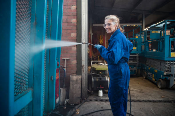 Best Post-Construction Pressure Washing  in Lindenhurst, NY